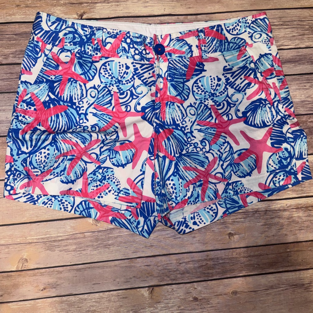 EUC Lilly Pulitzer Callahan shorts She She Shells red white and blue sz 8